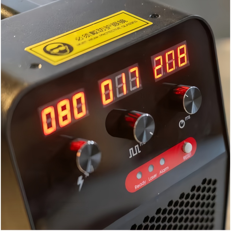 Industrial Handheld Laser Weld - مراجعة Industrial Laser Welding Machine Price وسعره